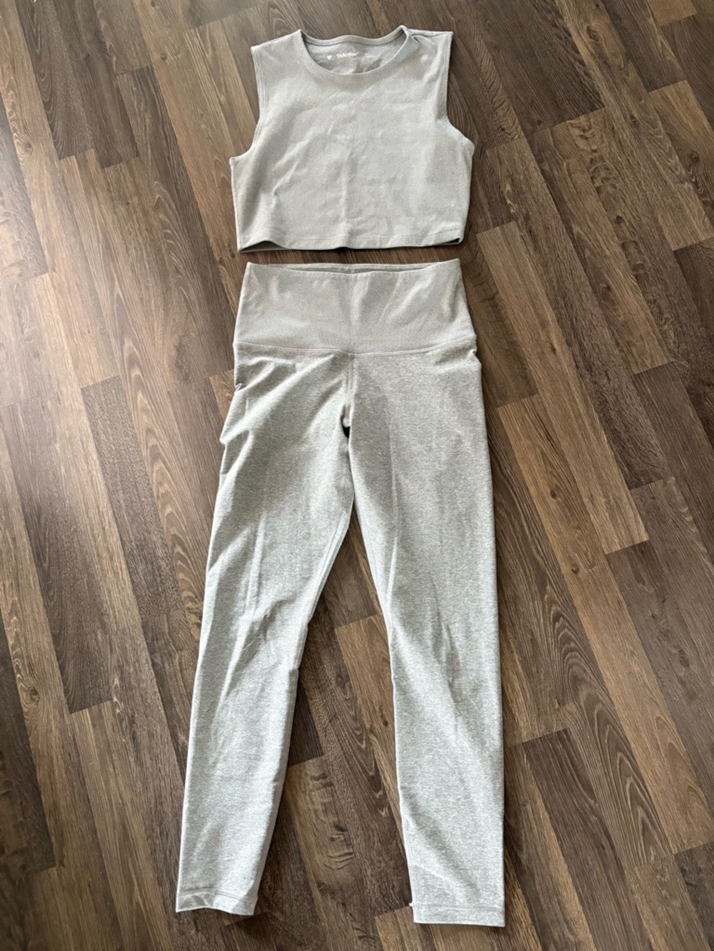 TNA Heather Gray Ribbed Crop Tank Top